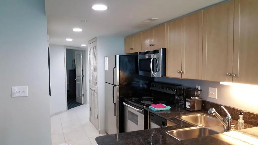 15th Floor Ocean Front