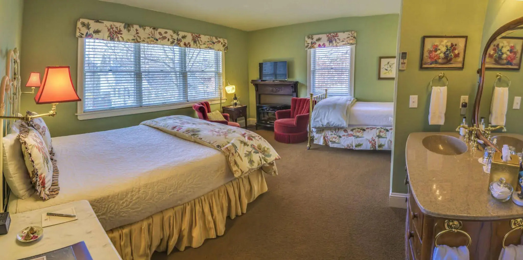 McCall House Boutique Hotel