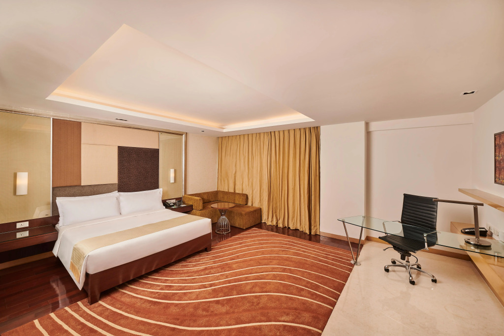 Holiday Inn Mumbai International Airport by IHG