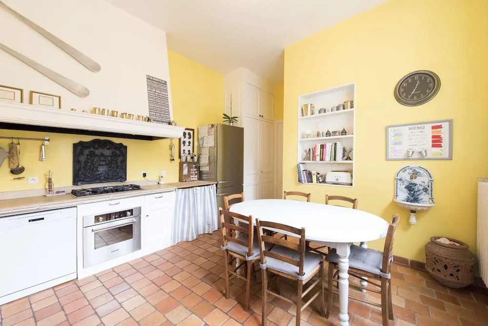 Duplex Near Trocadero