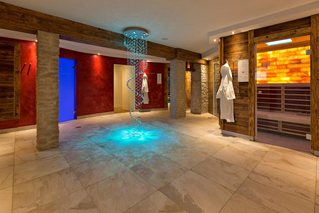 Aparthotel 333 mit Schwimmbad Kleinwalsertal
