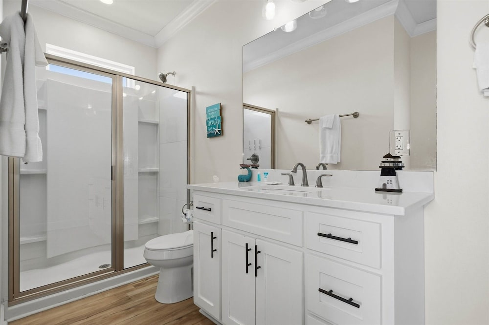 Seas The Day - 2830 Bienville Blvd 5 Bedroom Home