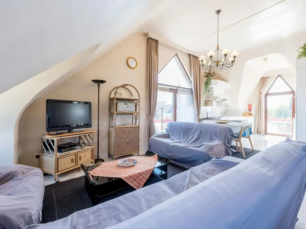 Apartment in Koksijde near the Beach