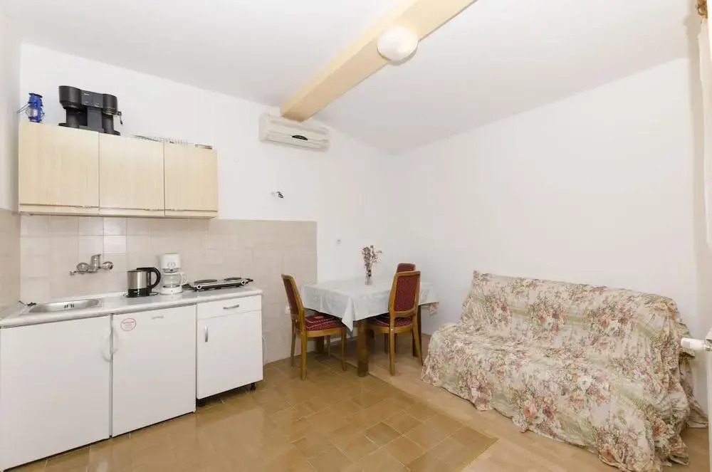 Studio Apartment Škatula