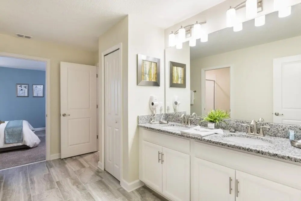 Champions Gate 9042 - Nine Bedroom Pool Home