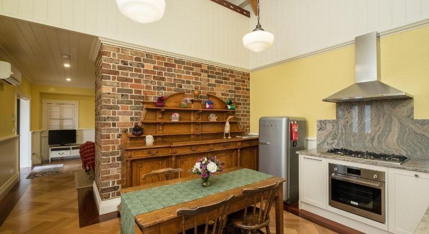 The Old Bank Boutique Hotel