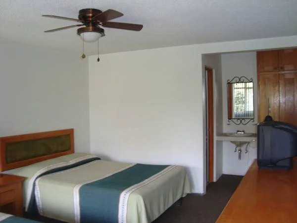 Hotel Bungalows Las Rosas