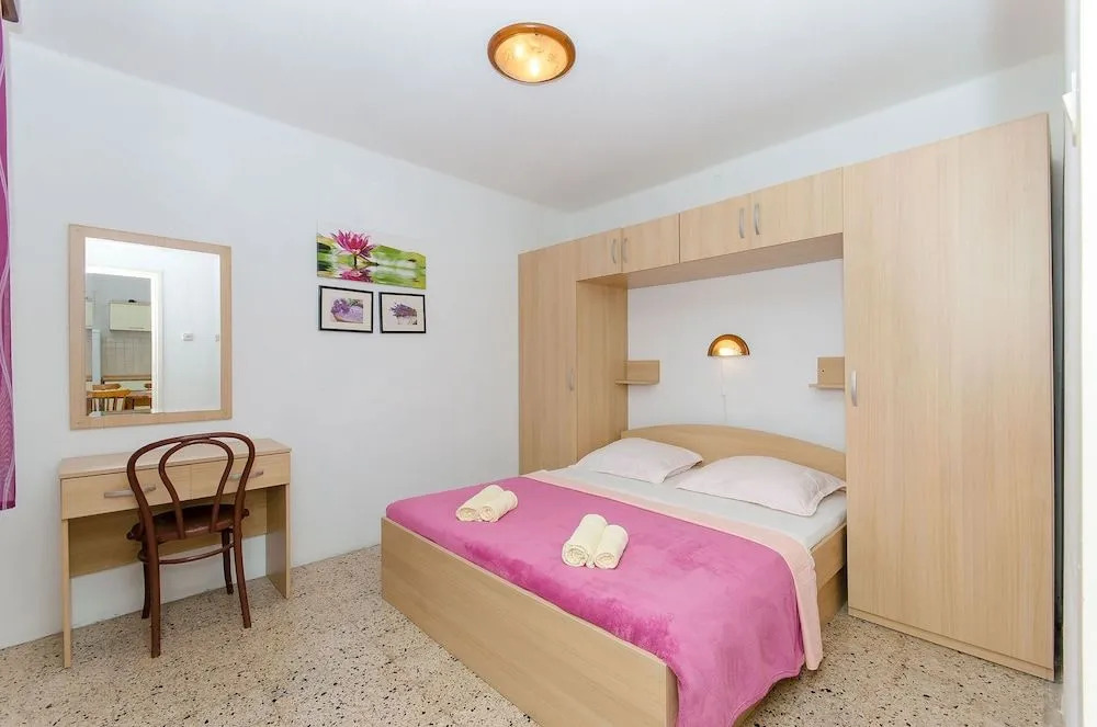 Toni & Tina Apartments