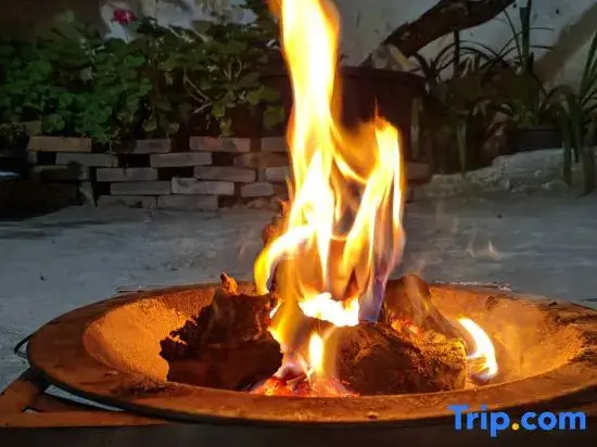 Weifeng     Homestay