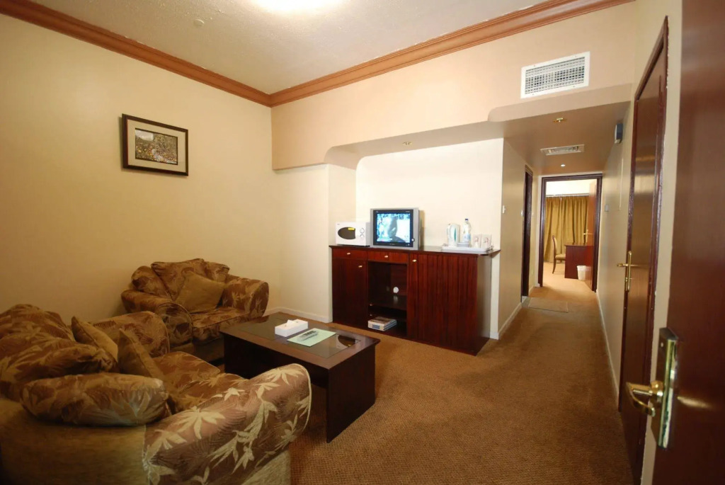 Al Bustan Flats