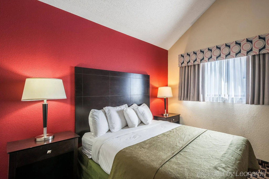 Quality Suites