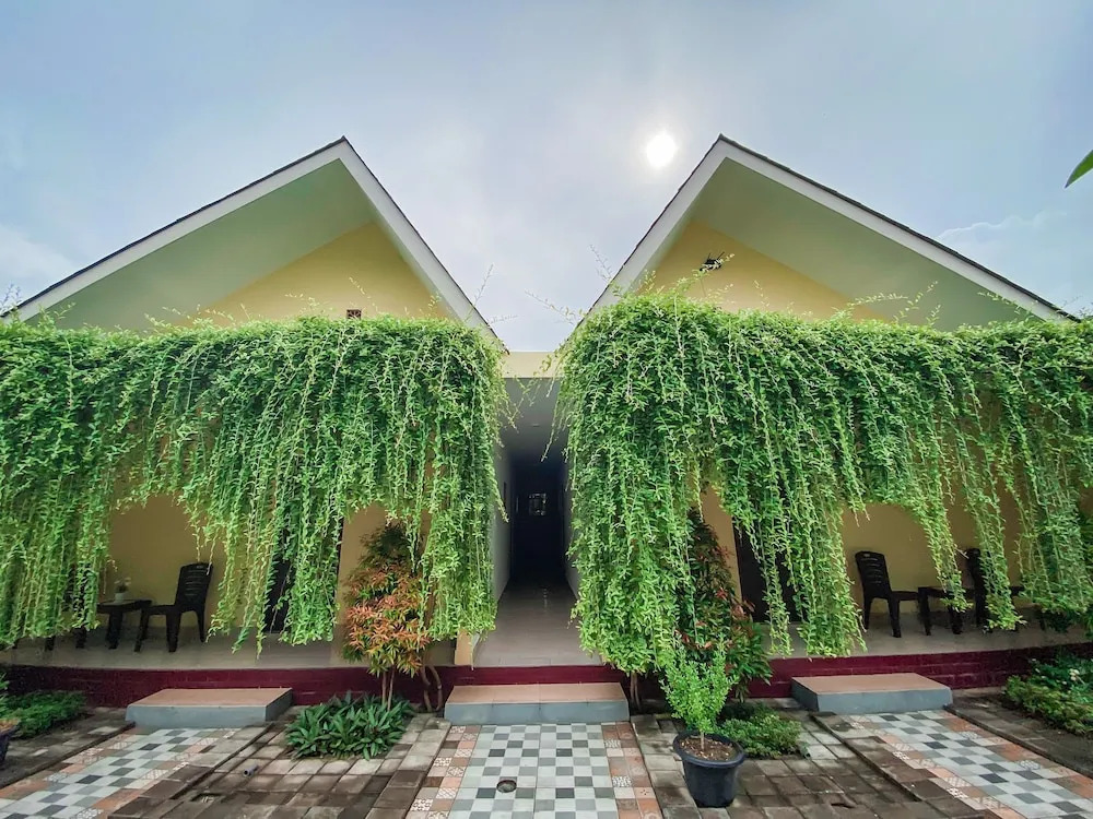 Kesari Penida by Mahaprana Home