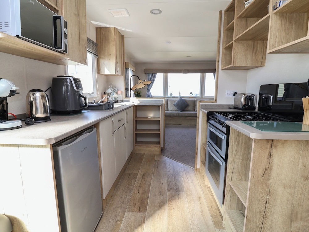 Golden Sands Kinmel Bay - 20528