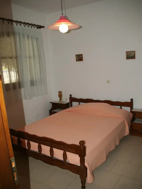Ficus Seafront Villa, Eco Pool & Close to Beach, By ThinkVilla