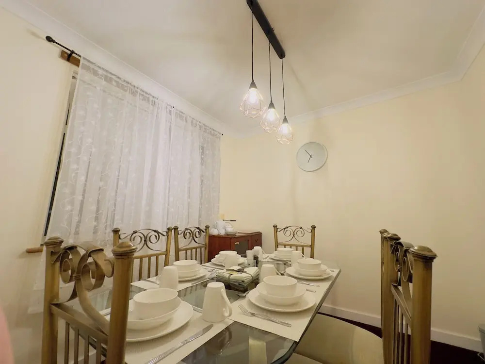 Elegant Escape in North Shields - Spacious 3 Bedroom House