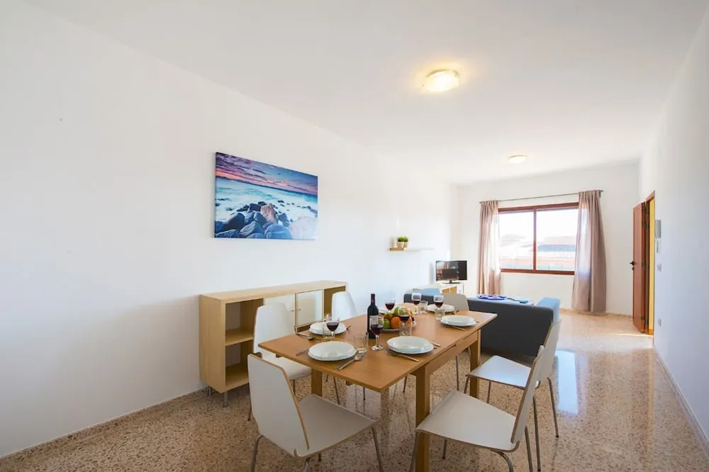 Villa - 12 Bedrooms with Pool and WiFi - 104971