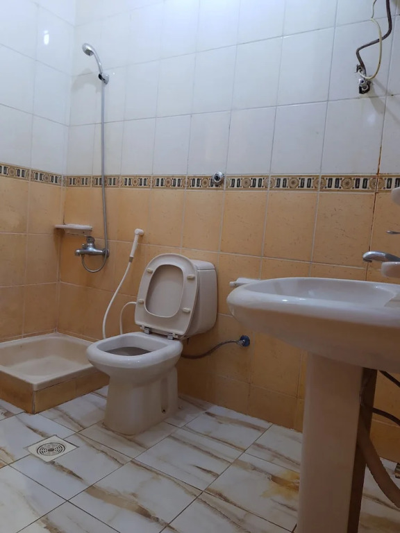 OYO 541 The Mar Furnished Apartments