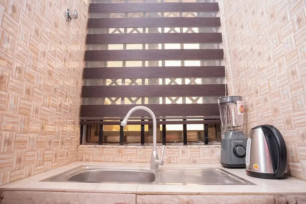 Cute & Comfy Condo  Close to Highway