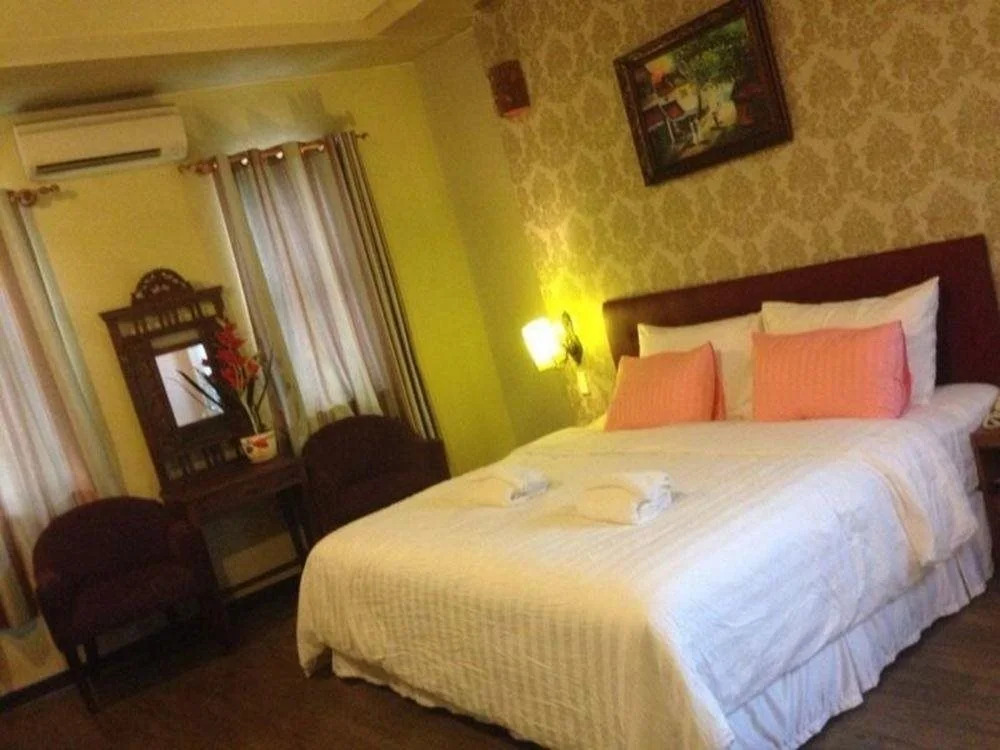 CoCo Hotel
