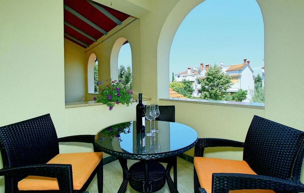 Awesome Home in Porec With Wifi and 2 Bedrooms