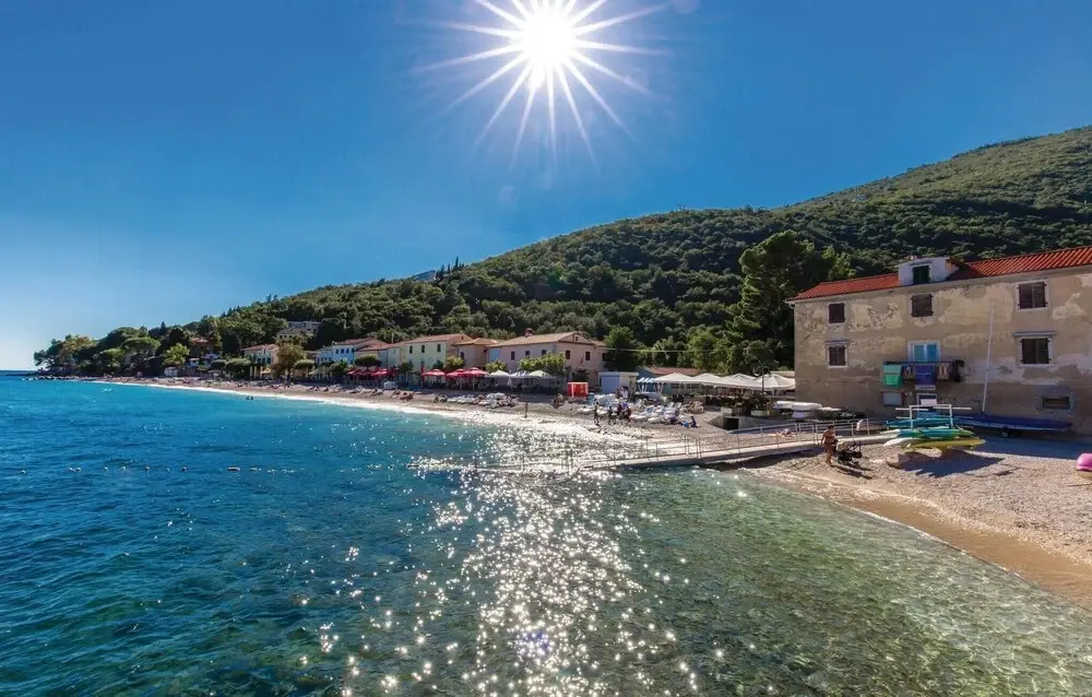 Beautiful Home in Moscenicka Draga With Wifi and 2 Bedrooms