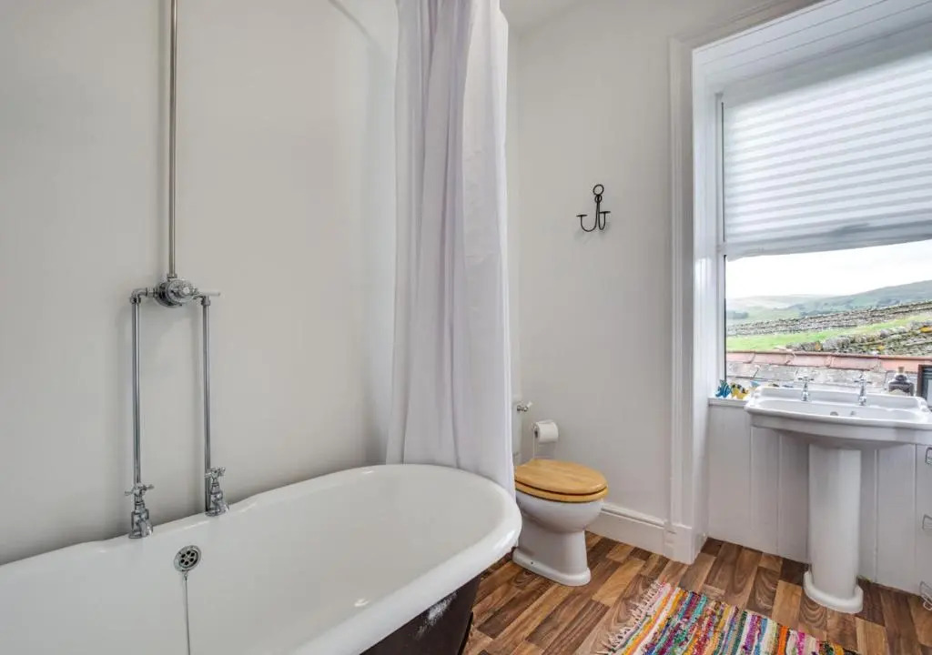3 Bed in Hawes oc-ds959