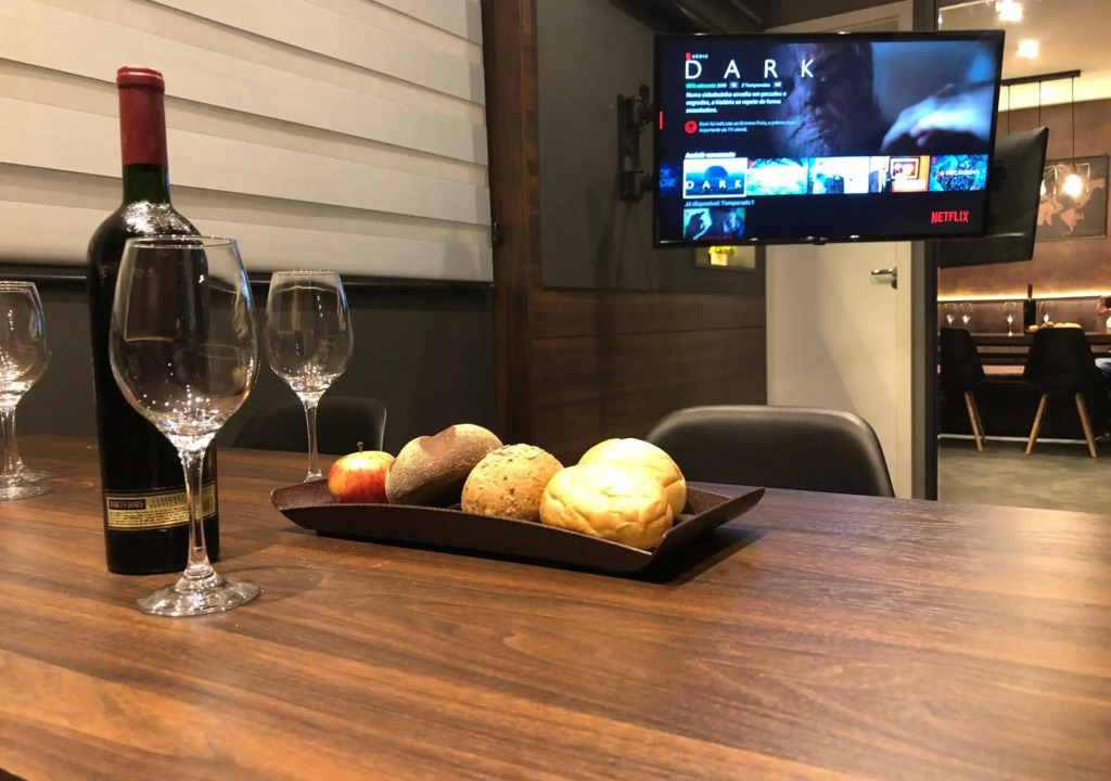 Apartamento super bem decorado em frente ao shopping