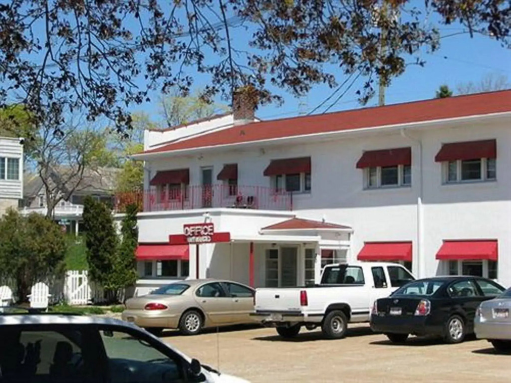 Holiday Music Motel