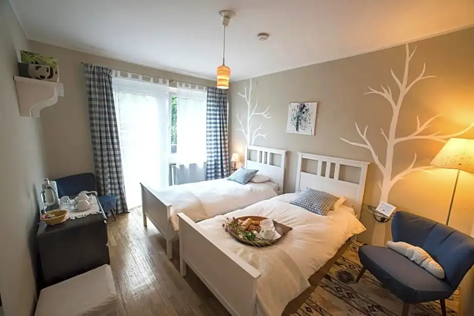 B&B Lakeview