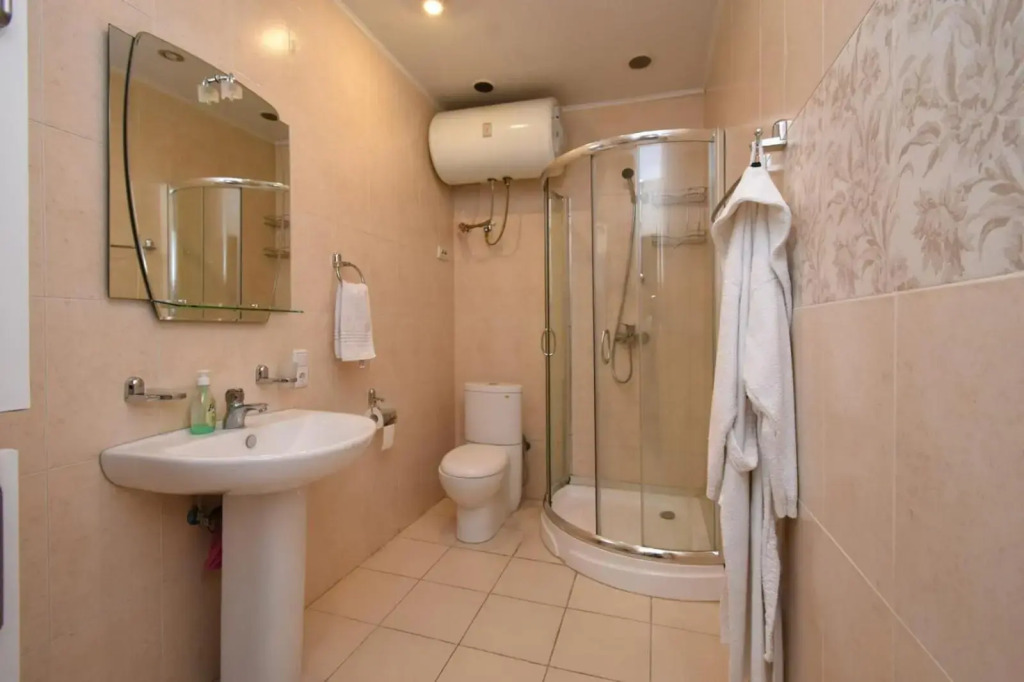 Northern Avenue, 2 bedrooms Luxury, New Renovated apartment HH666