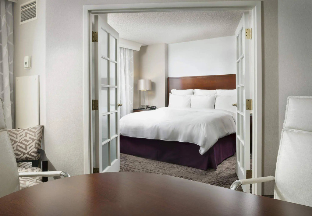 Chicago Marriott Suites Deerfield