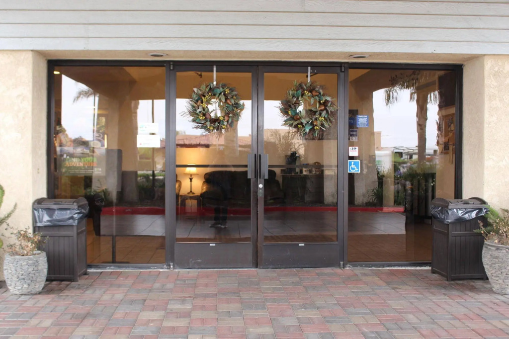 OCairns Inn and Suites