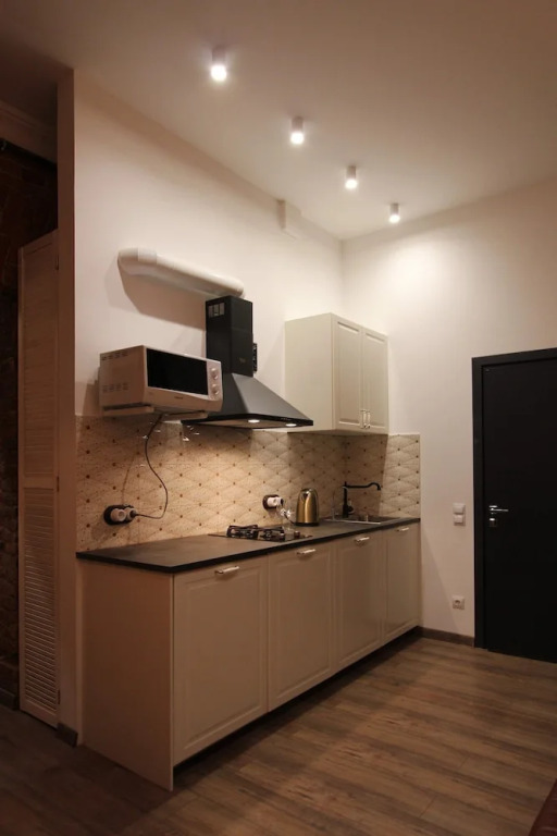 Cohome Apartment Lomonosova 24