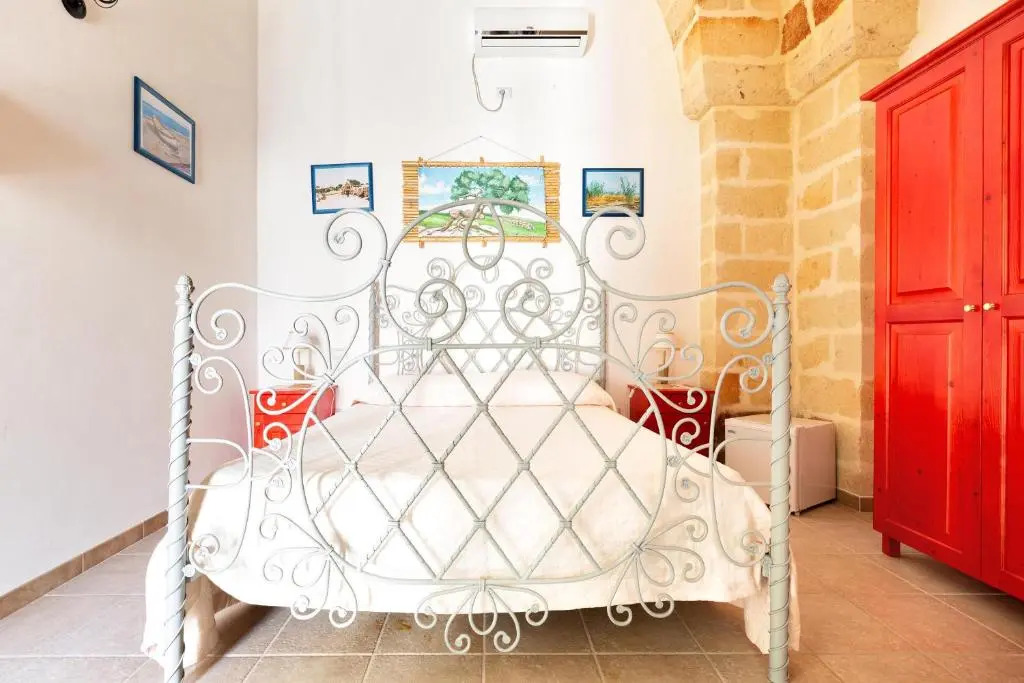 2168 Casa Meridiana