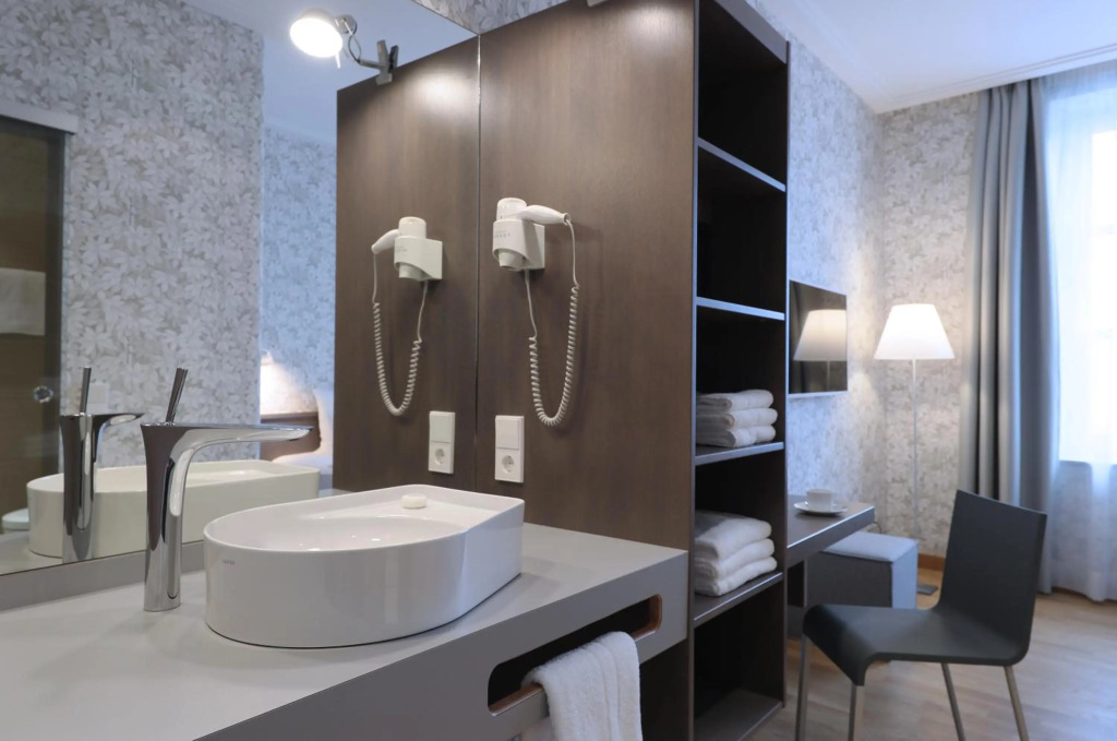 MOMA1890 Boutique Hotel