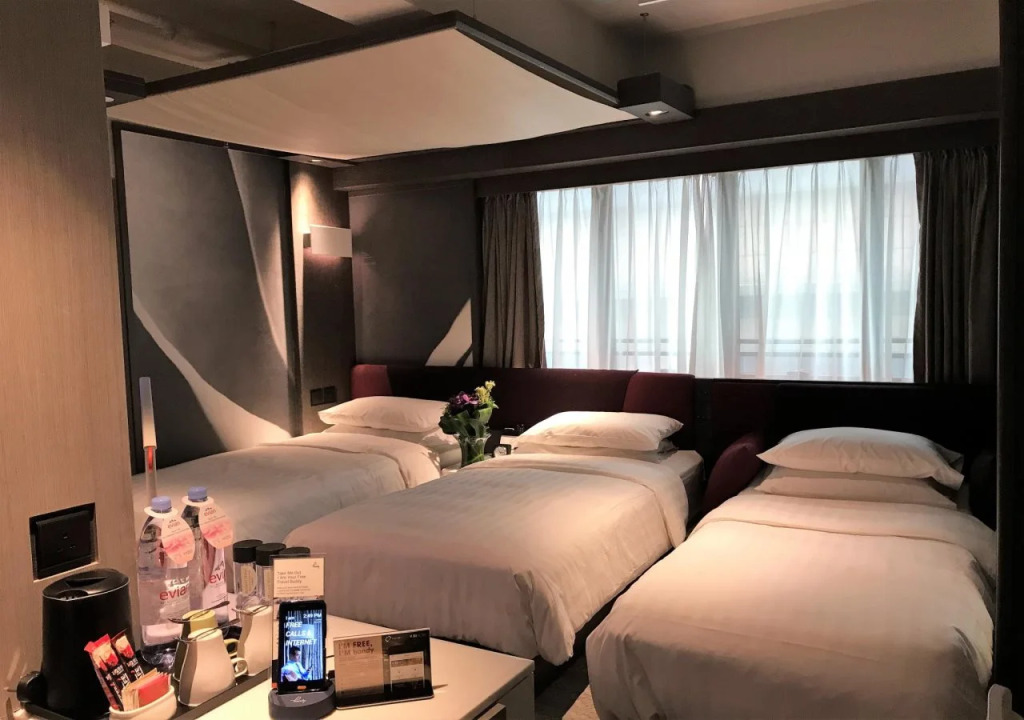 Xi Hotel