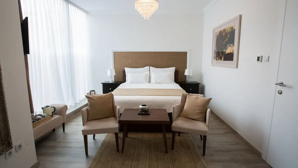 Regal Residence