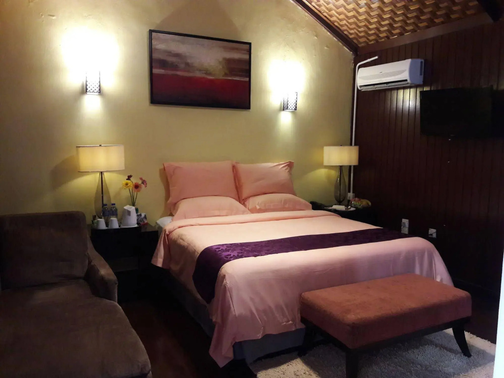 Shah's Beach Resort