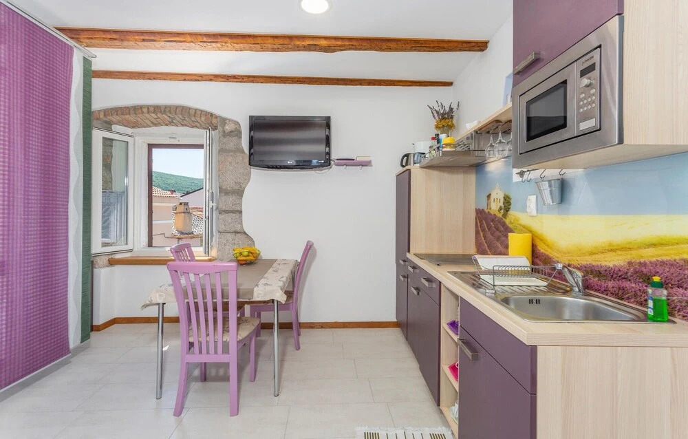 Nice Apartment in Punat With Wifi