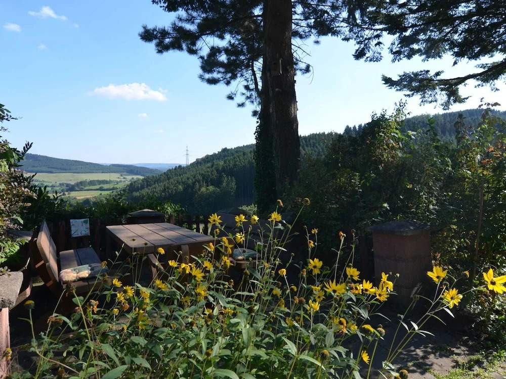 Ruhige Wohnung im Sauerland mit Terrasse