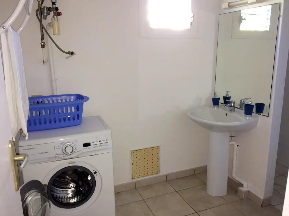 House With 2 Bedrooms in Le Diamant, With Enclosed Garden and Wifi - 1