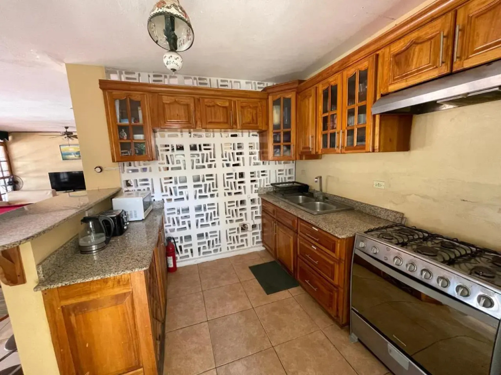 5 BR Villa with Pool - Montego Bay - PRJ 1226