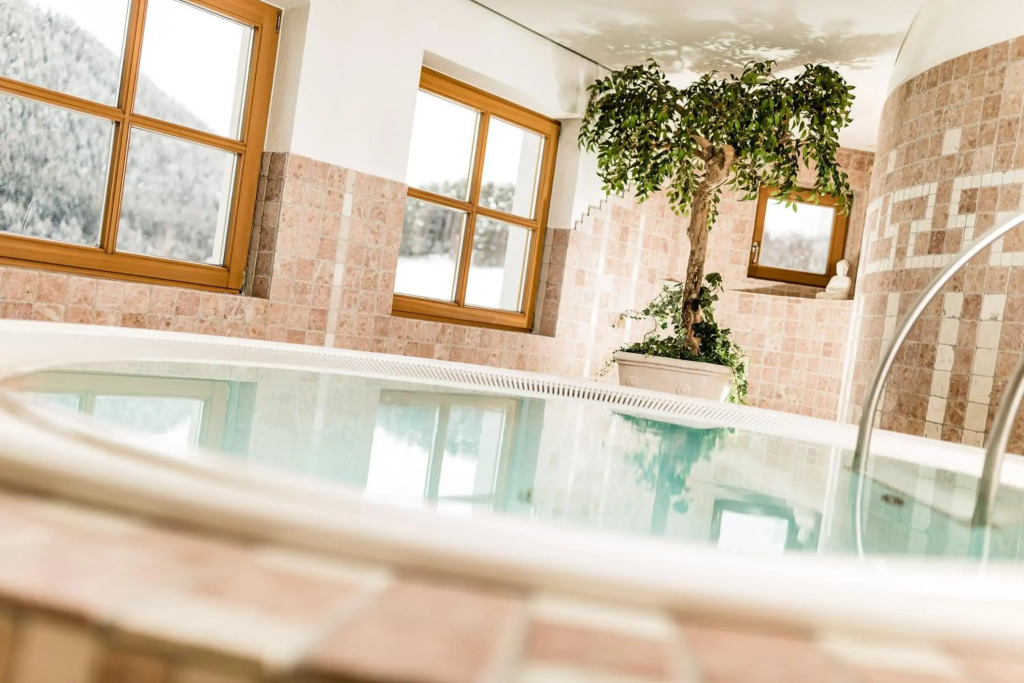 Astor Apartments&Suites