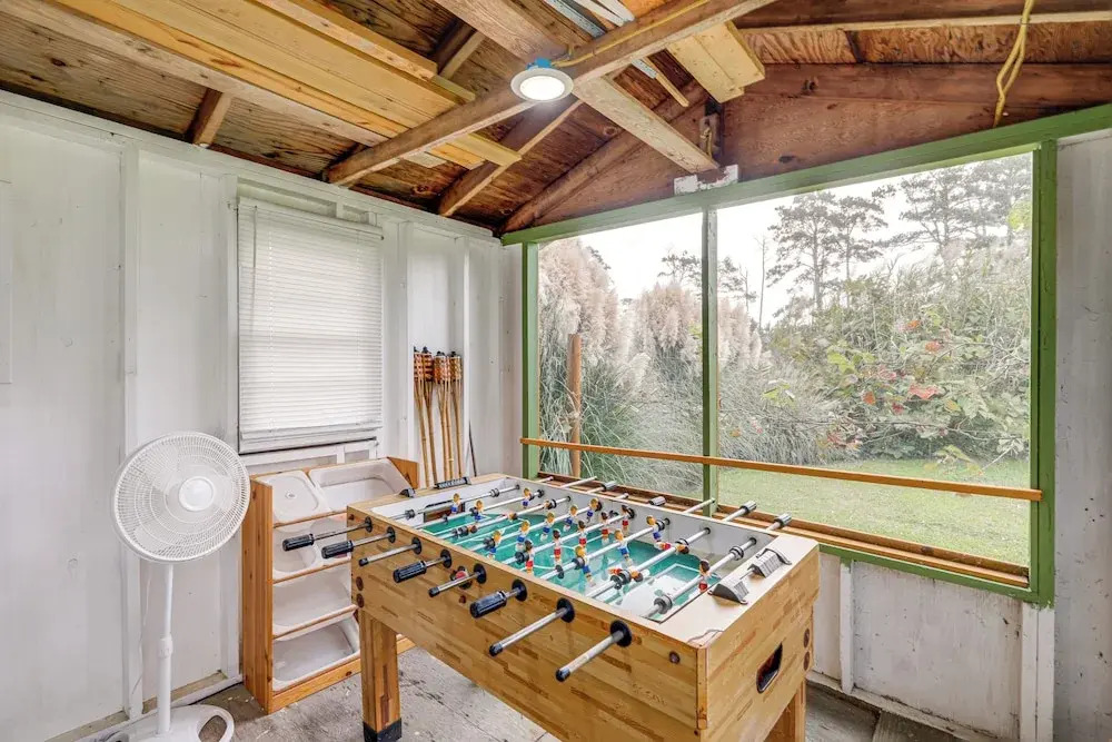 2 Mi to Downtown: Tranquil Abode in Chincoteague!