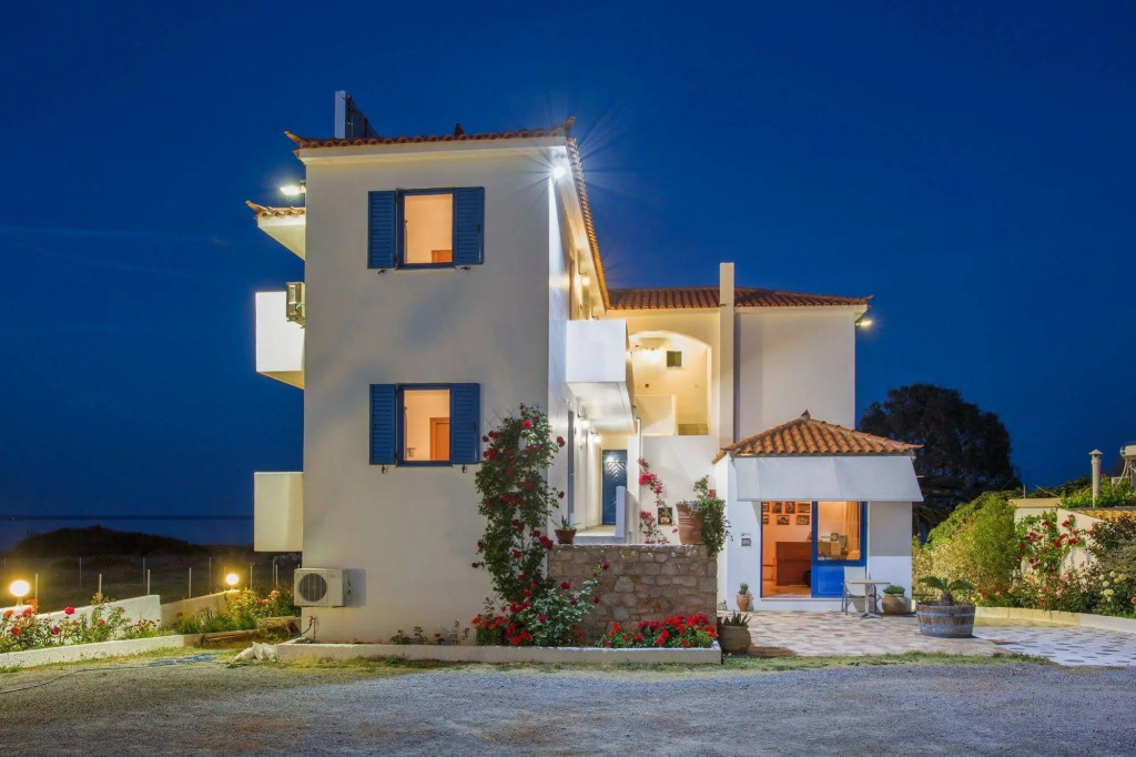 Venti Seaside Adult Hotel