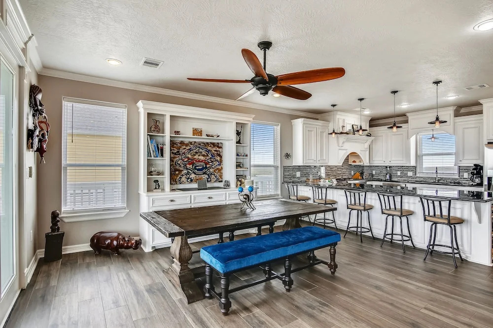 Enchanted Beachfront 3 Bedroom Home