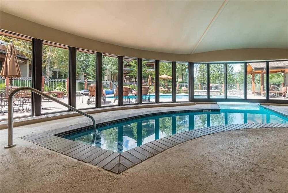 3301 Champagne Lodge, Trappeur's Crossing Apartment 2