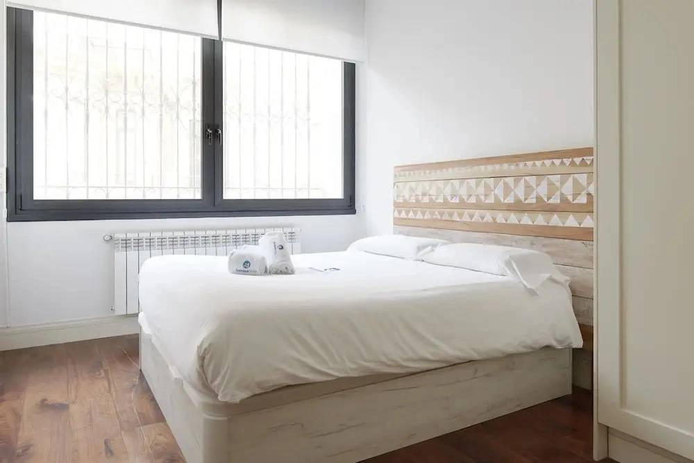 Eider - Basque Stay in San Sebasti n Donostia