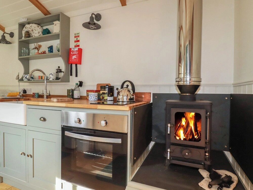 Hilbre Shepherd Hut