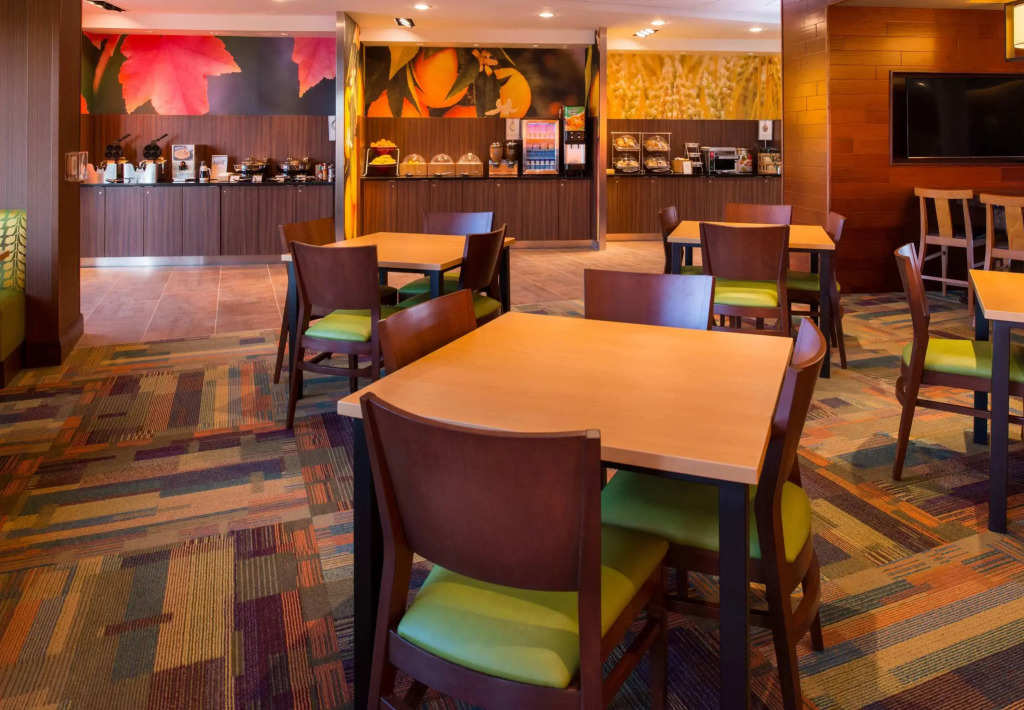Fairfield Inn & Suites by Marriott Akron Stow